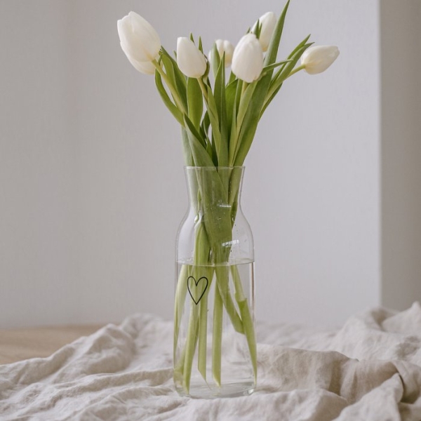 Wunderschöne Wasserkaraffe Eulenschnitt Vase mit Herz Dekokaraffe