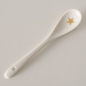 Preview: Weihnachtstasse „Stella“ 330 ml aus New Bone China mit Löffel – Edler Becher mit goldenem Tannenbaum & Sternen