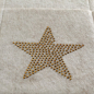 Preview: Filz-Bestecktasche „Glitza“ in Beige – Handgearbeiteter Besteckhalter für die Festtafel mit goldenem Strassstein-Motiv (Stern oder Weihnachtsbaum)