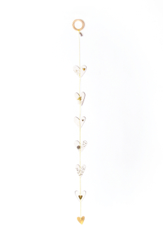 Mini-Herzkette aus genähter Pappe mit goldener Metall-Herz-Spitze (ca. 50 cm)
