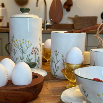 Preview: Miljögården Jar Happy Large – Large Rustic Ceramic Storage Jar with Lid and Beaded Rim