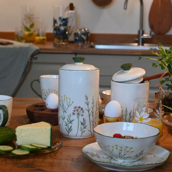 Preview: Miljögården Jar Happy Large – Large Rustic Ceramic Storage Jar with Lid and Beaded Rim