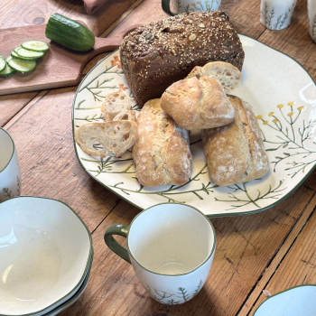 Preview: Miljögården Serving Platter Happy – Large Rustic Ceramic Platter (Ø 34 cm)