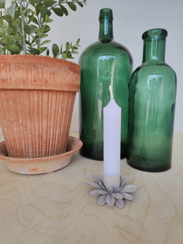 Kerzenhalter in Blumenform "Beige"