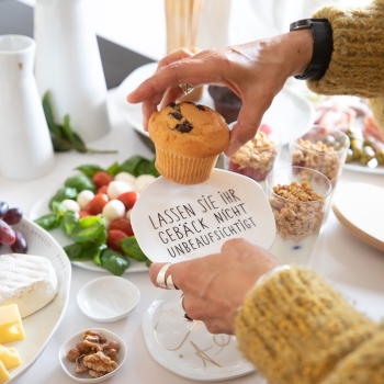 Plate "Don't leave your pastries unattended" by Räder