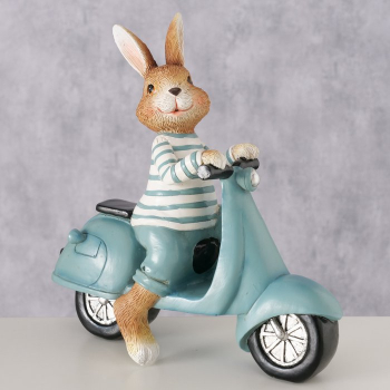 Osterhase "Jonas" auf Vespa
