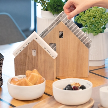 Napkin holder in house shape for lunch napkins from Räder