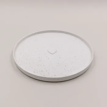 Preview: Speiseteller Calma Herz – Handgemachtes Steingut (27 cm)