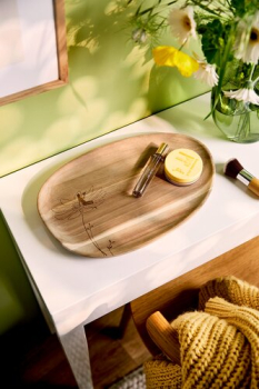 Preview: Holztablett „Vogelfreund“ | Dekotablett aus Akazienholz mit Lasergravur 32 × 21 cm