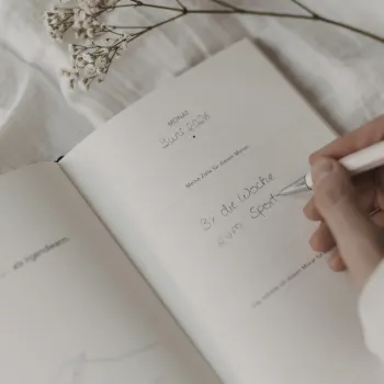 Terminkalender „Neues Glück“ – Eleganter Planer mit Leineneinband