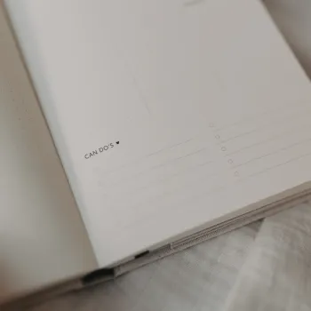 Terminkalender „Neues Glück“ – Eleganter Planer mit Leineneinband