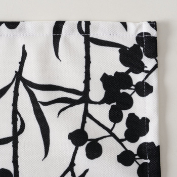 Table runner "Berries"