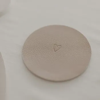 Wendbare Untersetzer Herz – Creme (2er Set)