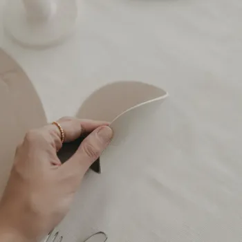 Preview: Wendbare Untersetzer Herz – Creme (2er Set)