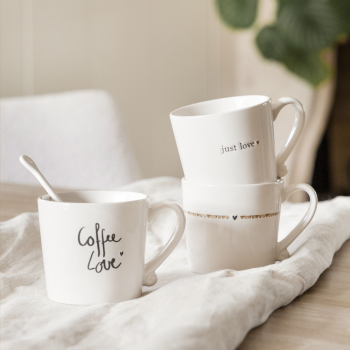 Katalog Winter 25 von Bastion Collections