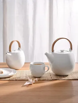 Teekanne "Origami" 2L von ASA