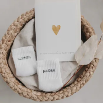 Preview: Eulenschnitt Babysocken Kleiner Bruder – Weiche Erstlingssocken Gr. 16-18