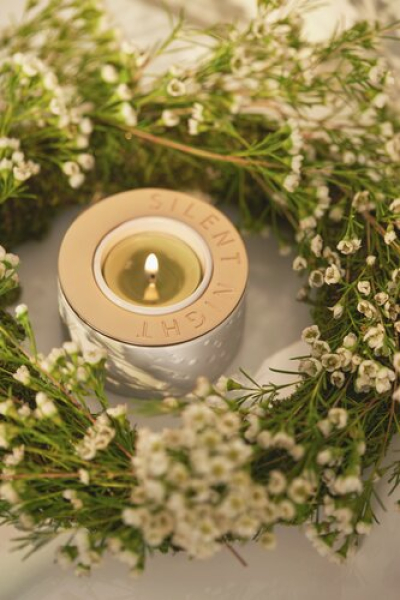 Räder Design Teelichthalter „Silent Night“ – Porzellan-Teelichthalter mit Gold-Brillantdruck
