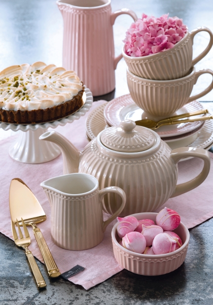 Milk jug "Alice creamy fudge" by Greengate