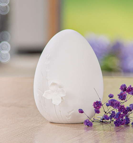 Porzellan-Ei „Flora“ – Elegante Osterdekoration in Weiß