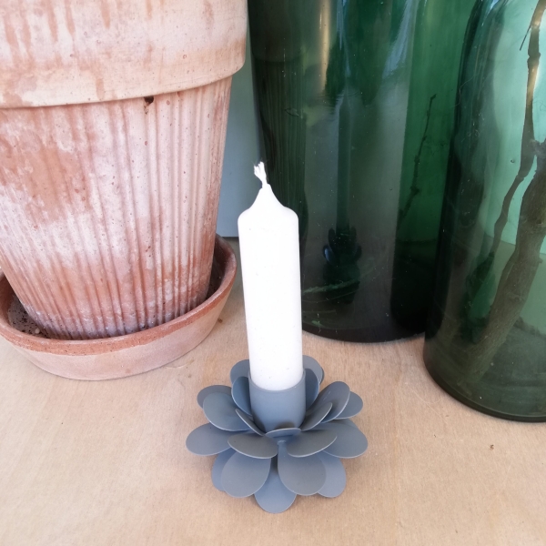 Candle holder "Flower" by Madleys