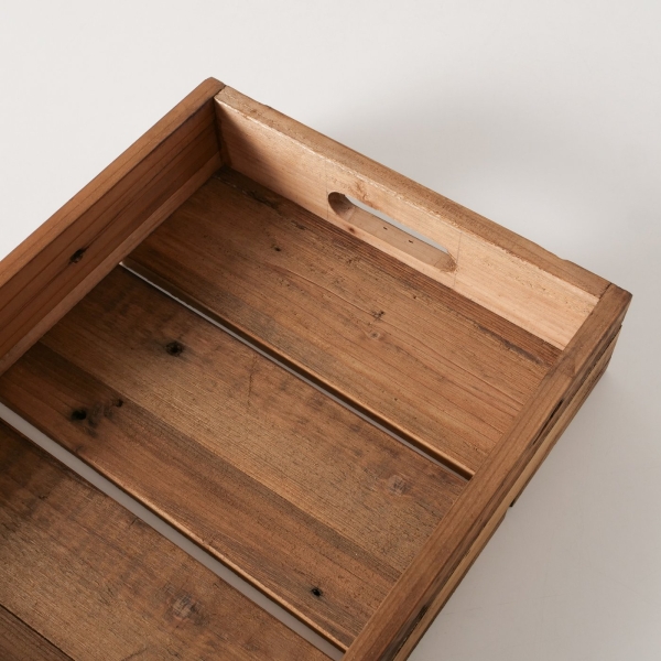 Wooden tray in 2 sizes