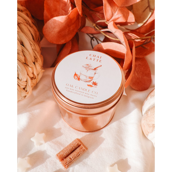 Duftwachs „Chai Latte“ Wax Melts 100 g aus Sojawachs in roségoldener Blechdose – Würziger Herbstduft mit schwarzem Tee, Kardamom, Ingwer, Zimt & gesüßter Vanille
