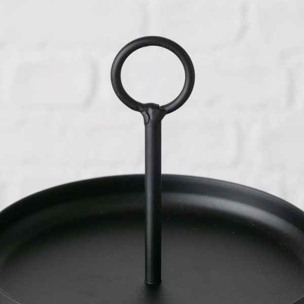 "Credo" étagère black made of metal