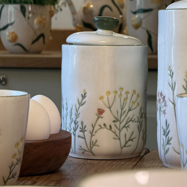 Miljögården Jar Happy Small – Rustic Ceramic Storage Jar with Lid and Beaded Rim