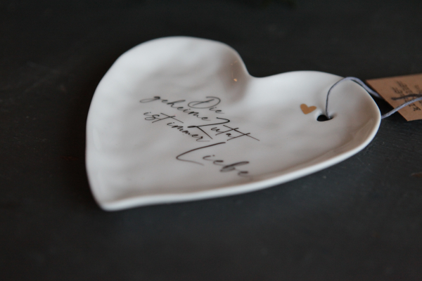 LITTLE HEART PLATE