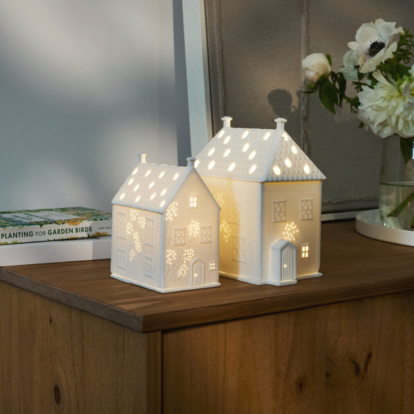 räder "Cottage Landhäuschen" Light House – Small Porcelain Tealight Holder with Perforations