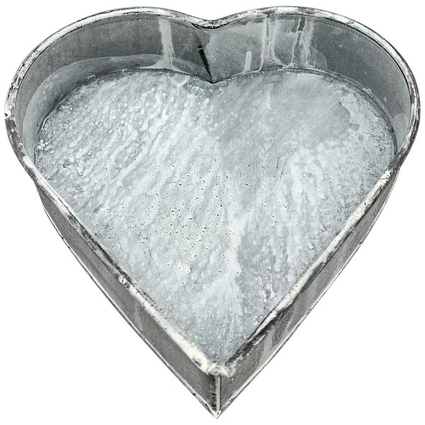 Junker Heart Tray – Rustic Zinc-Style Metal Planter in Heart Shape, Available in S, M & L