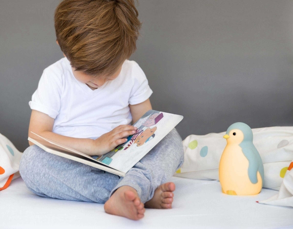 Night light/sleep trainer "Pam" the penguin