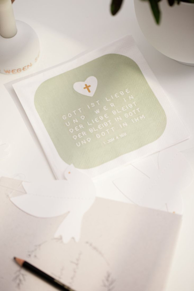 räder Lunch Napkins "Gott ist die Liebe" – Christian Paper Napkins for Sacred Occasions (20 Pieces)