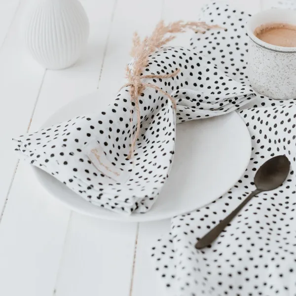 Leinen-Servietten Punkte – Weiß (4er Set)