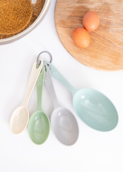 Measuring spoon set for cups