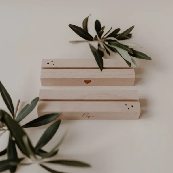 Karten- und Trockenblumenständer Papa – Eichenholz (2er Set)